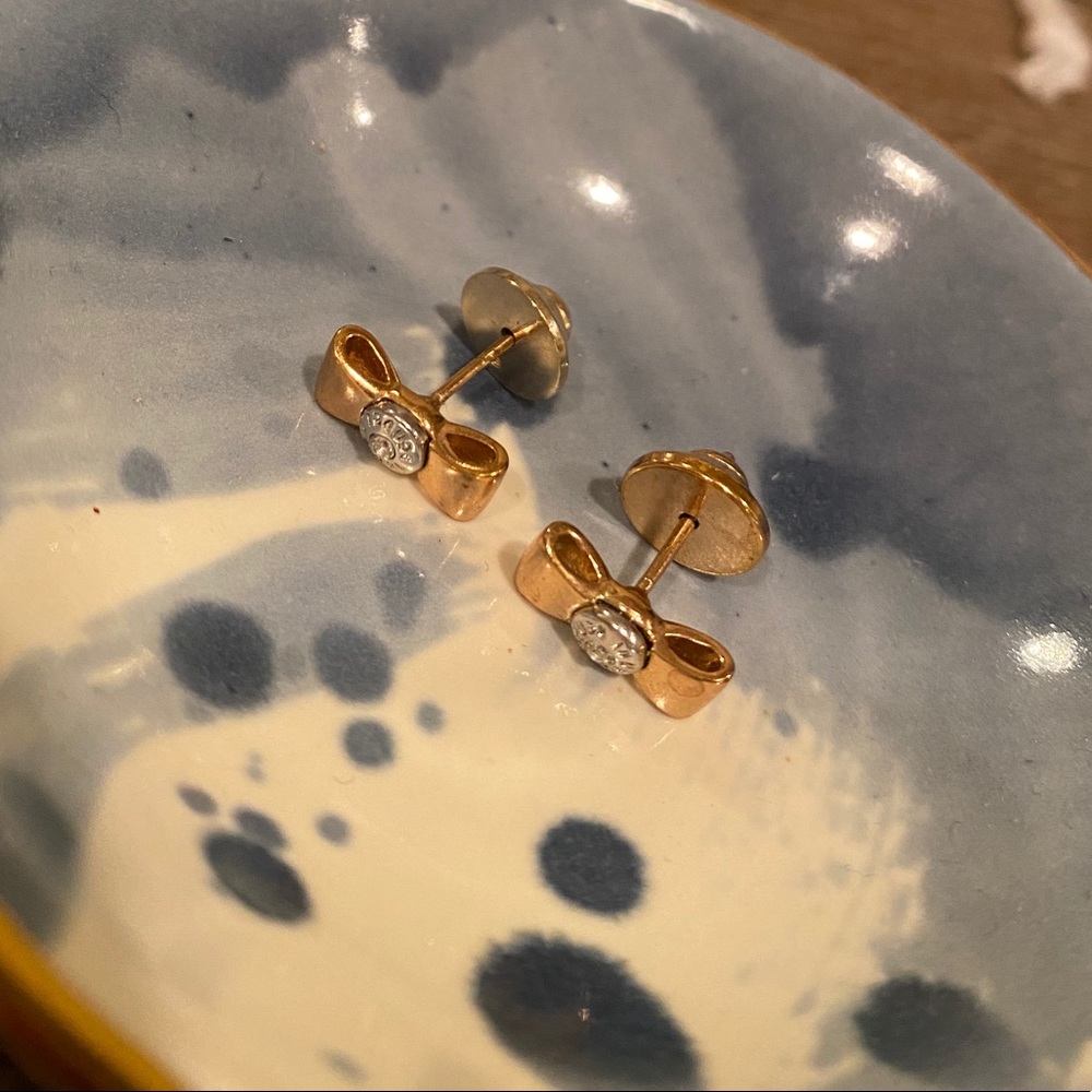 Henri Bendel Bow Stud Earrings